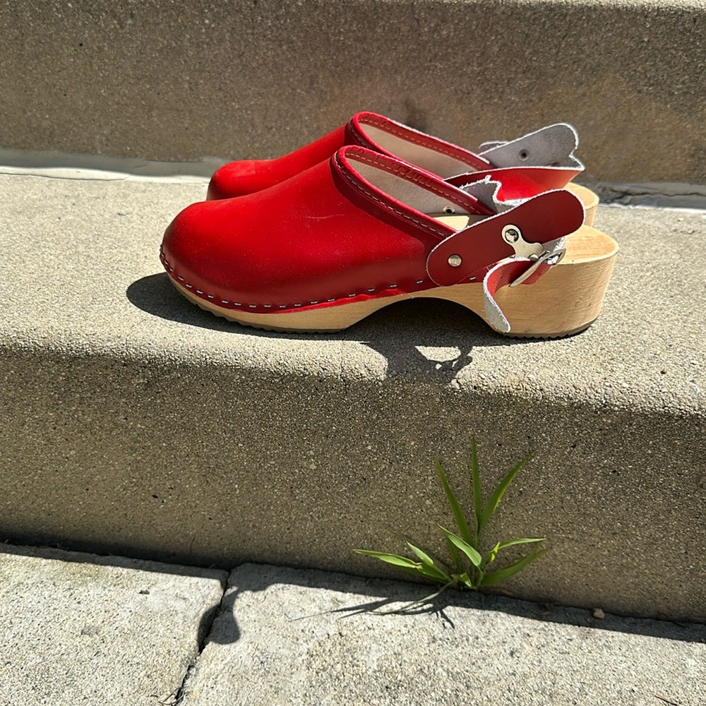Custom clogs made in Holland